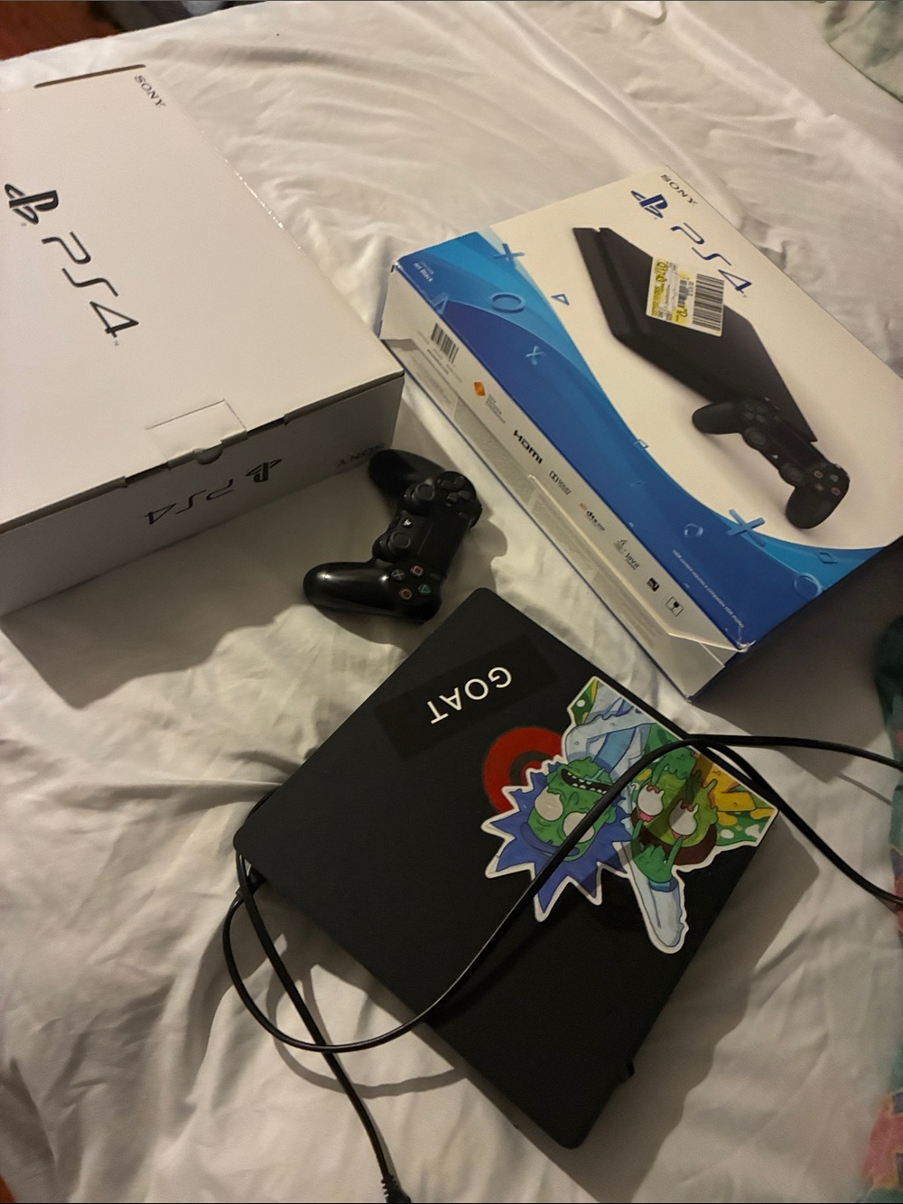 Sony PS4 Slim Console Bundle in Black with Controller